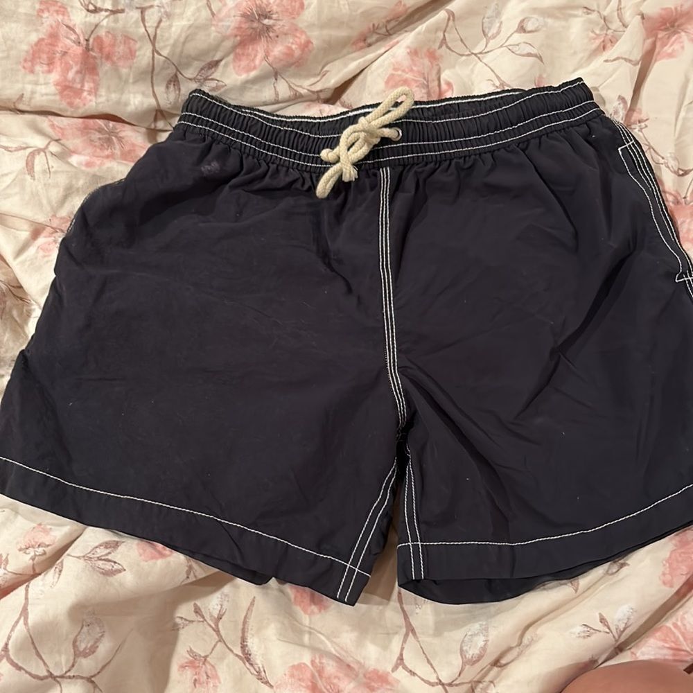 Hartford Men’s Swim trunks, size M, soft navy color Great Condition